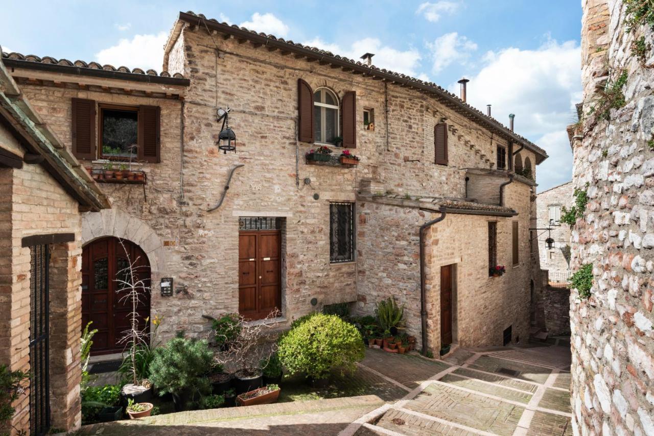 Casa Clara Appartamenti 아시시 외부 사진