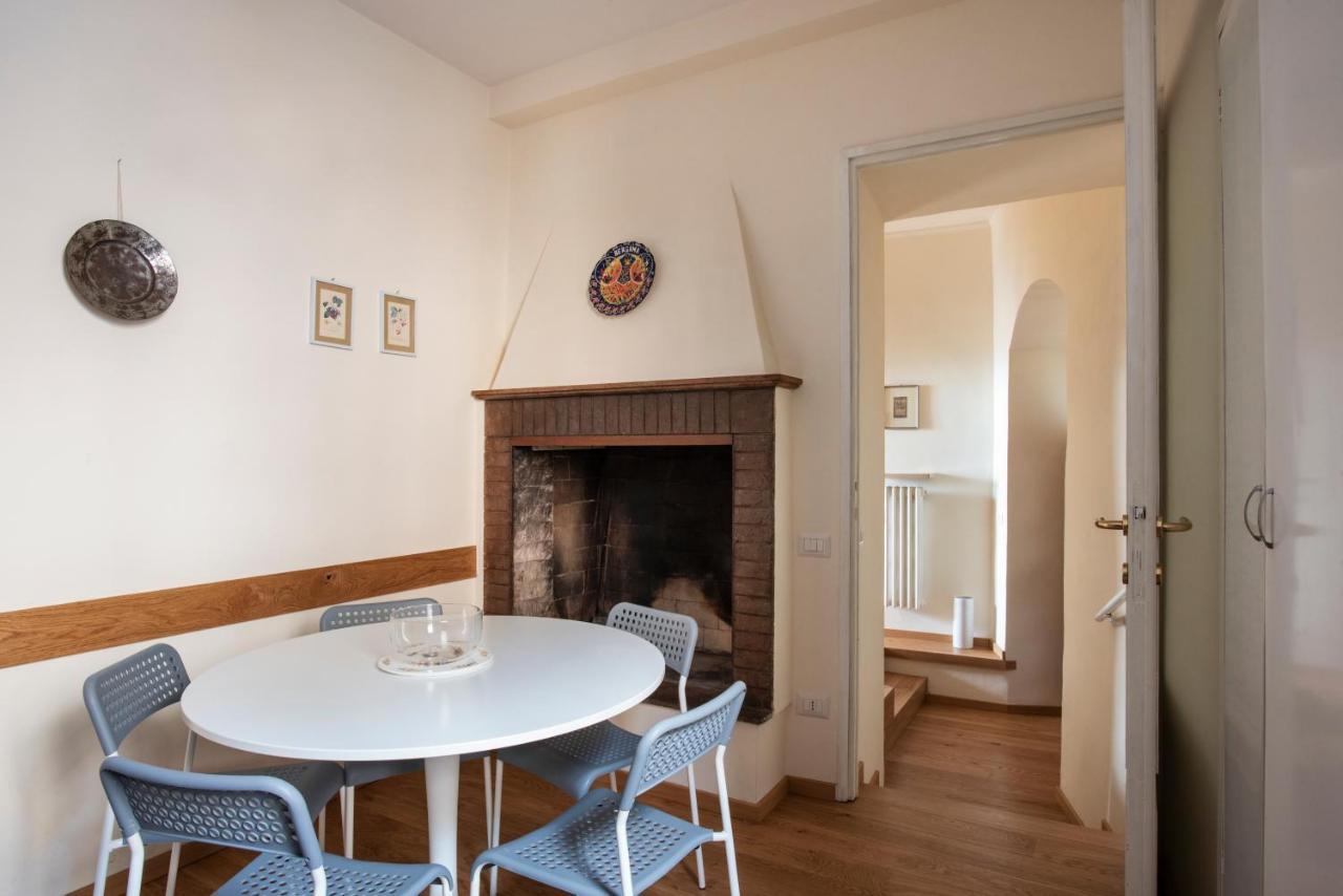 Casa Clara Appartamenti 아시시 외부 사진